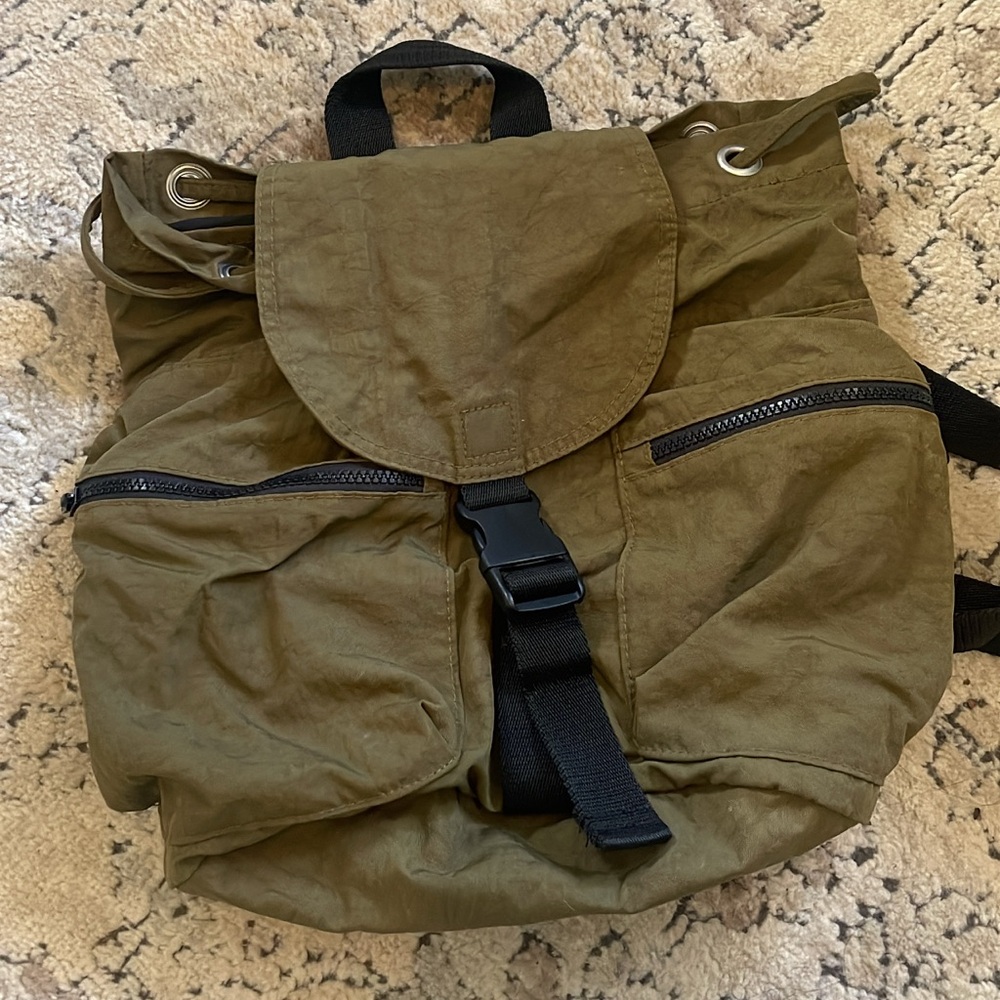 Baggu Sport Backpack in Seaweed